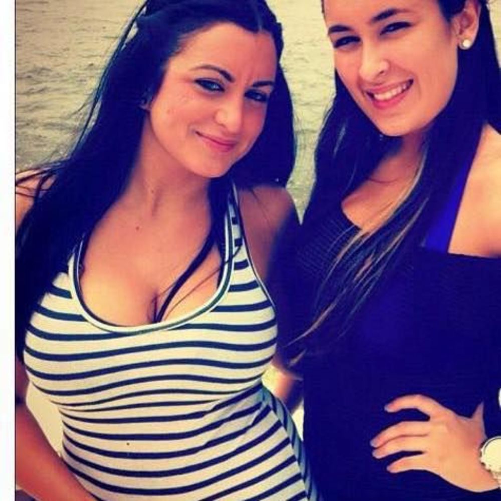 Meet your Posher, Vanessa